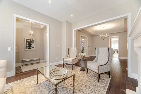 Oakville, ON L6K 2V5,386 Tudor AVE