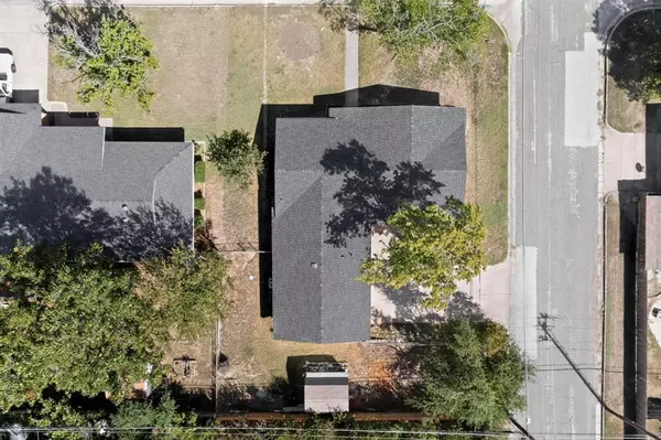 Fort Worth, TX 76112,1974 SHELMAN Trail