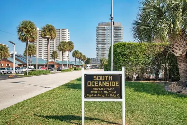 Pompano Beach, FL 33062,3200 NE 7th Ct #308C