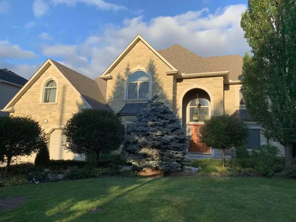 Vaughan, ON L4L 8V2,785 Clarence ST