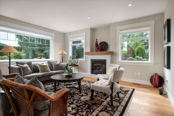 Parksville, BC V9P 2R6,672 Lowry's Rd