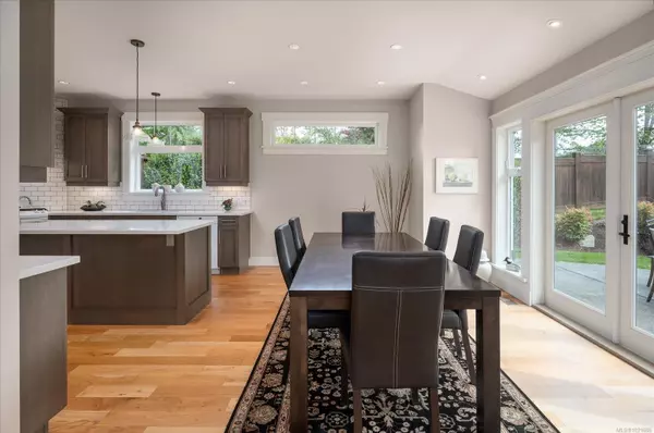 Parksville, BC V9P 2R6,672 Lowry's Rd