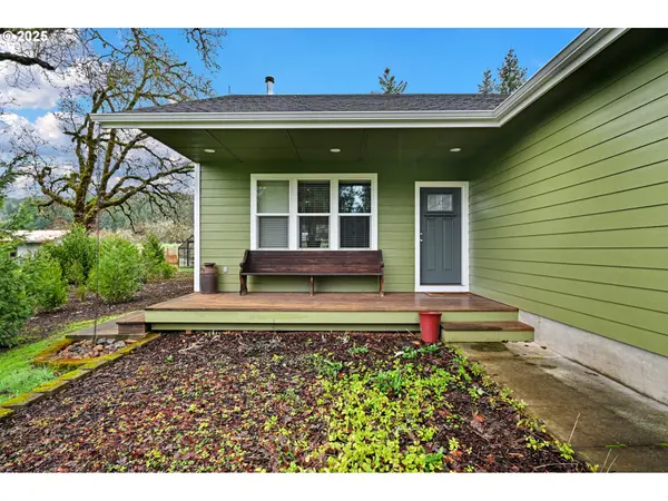 Dexter, OR 97431,81645 LOST CREEK RD