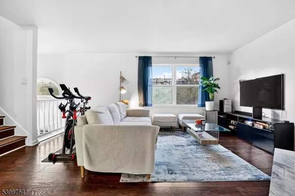 Newark City, NJ 07102,121 Arlington St