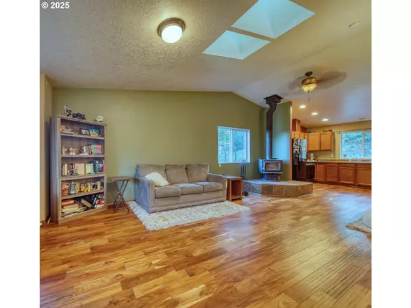 Rainier, OR 97048,29502 OLD RAINIER RD