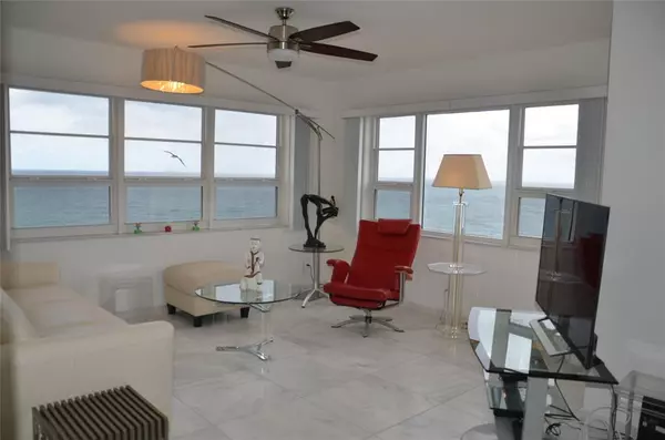 Lauderdale By The Sea, FL 33308,6000 N Ocean Blvd #12C
