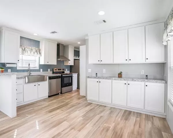 Fort Lauderdale, FL 33312,5681 SW Cypress Dr