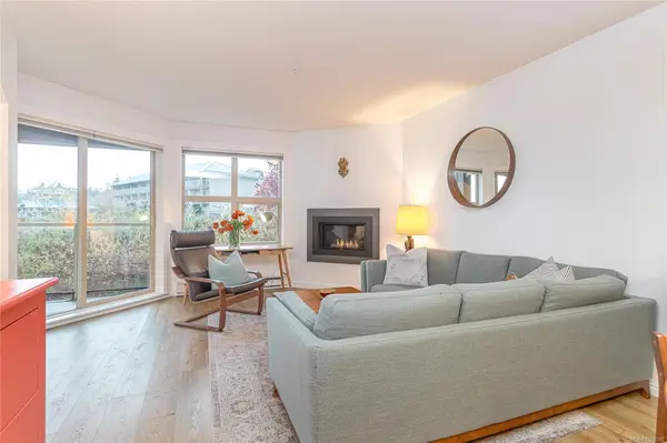 Nanaimo, BC V9T 2K4,4949 Wills Rd #111