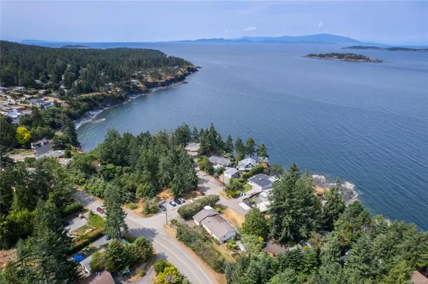 Nanoose Bay, BC V9P 9J3,3022 Park Pl