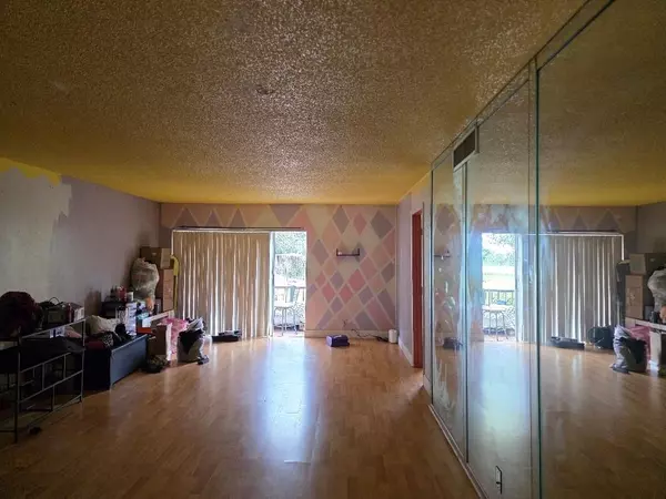 Lauderhill, FL 33319,3360 E Spanish Moss Ter #108