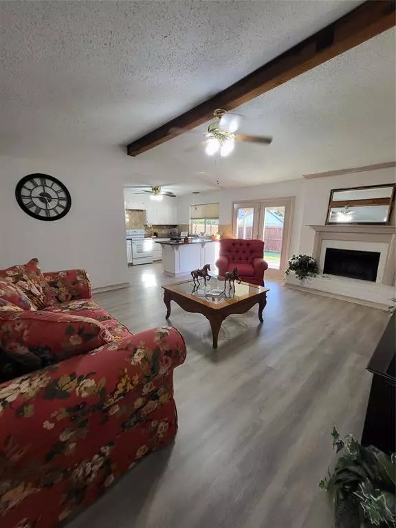 Arlington, TX 76006,1900 San Saba Lane