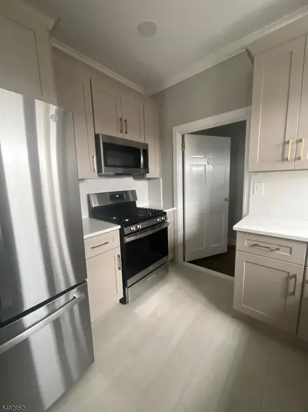 141 Linden St, Bridgewater Twp., NJ 08807