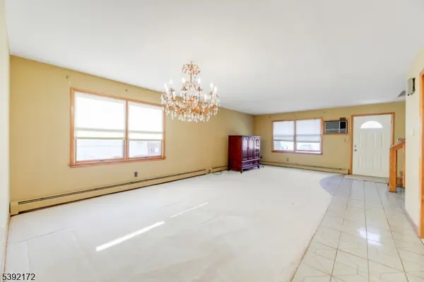 Belleville Twp., NJ 07109,110 Brighton Ave