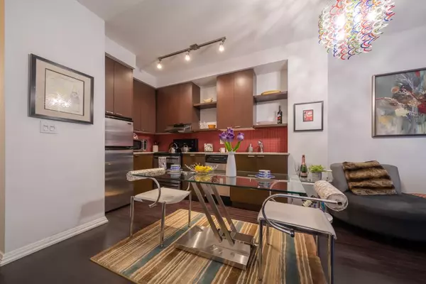 Toronto C08, ON M4Y 3C3,35 Hayden ST #106