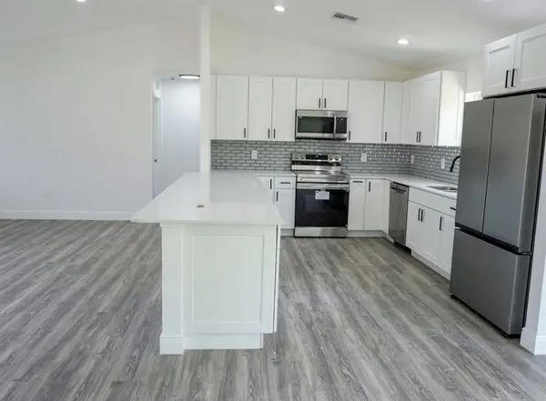 Lake Placid, FL 33852,136 Lincoln Rd