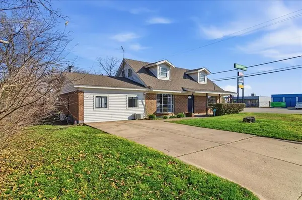 Saginaw, TX 76179,837 S Hampshire Street