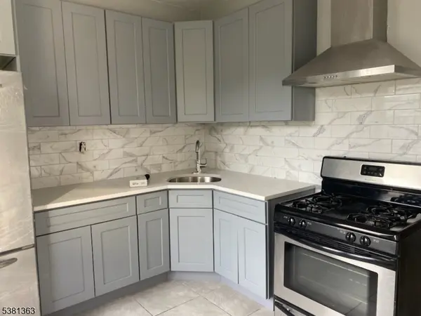 Newark City, NJ 07112,228 Renner Ave #2