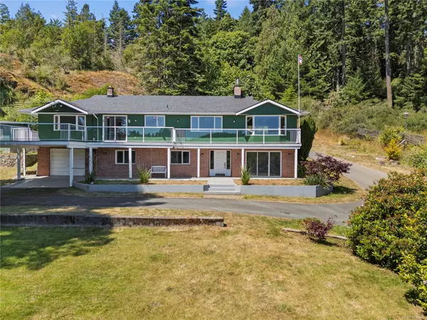 2276 Kemp Lake Rd, Sooke, BC V9Z 0R2