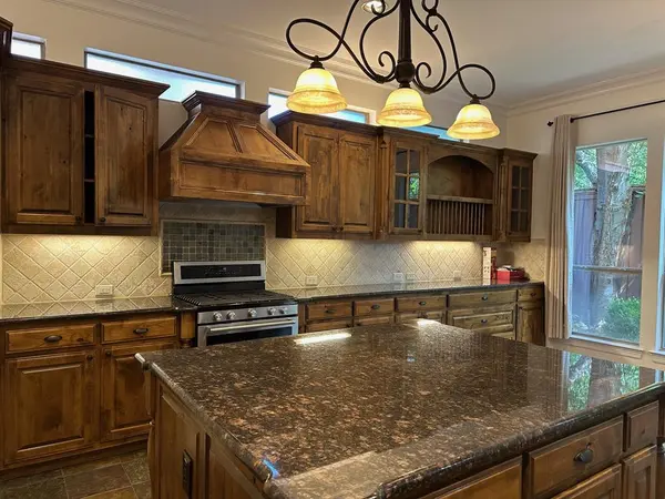 Dallas, TX 75219,4115 HERSCHEL Avenue