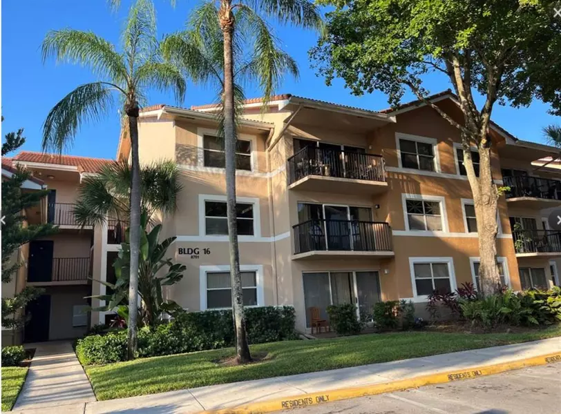 9055 Wiles Rd #307, Coral Springs, FL 33067