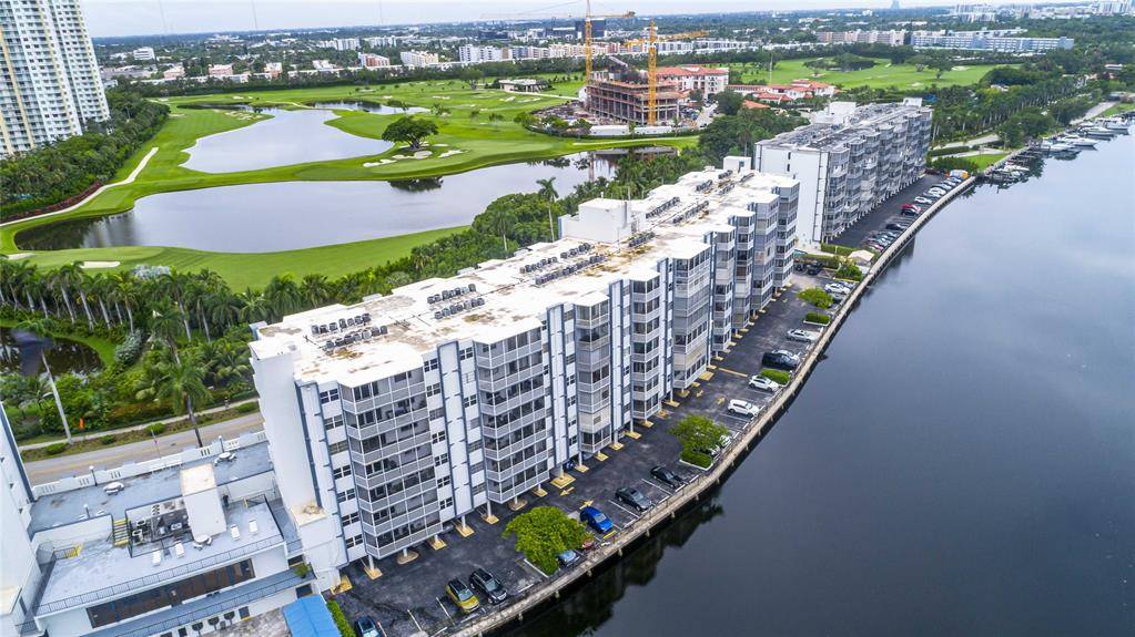 300 Diplomat Pkwy #309, Hallandale Beach, FL 33009