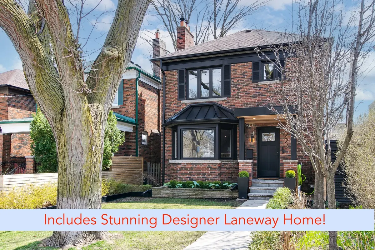 Toronto C10, ON M4S 1R9,229 Manor RD E