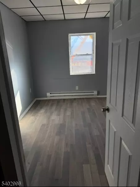 Newark City, NJ 07104,65 Victoria Ave