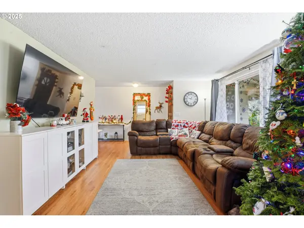 Gresham, OR 97030,2578 NE MORLAN AVE