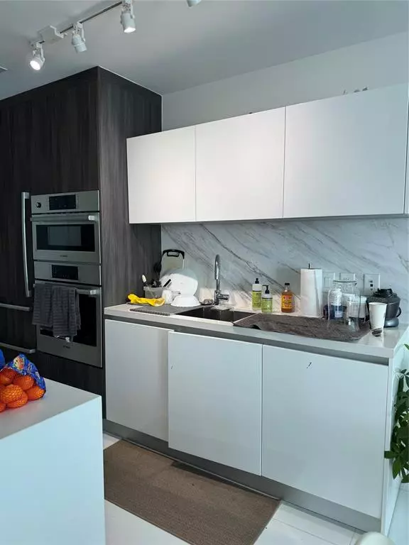 Miami, FL 33132,851 NE 1st Ave #2606