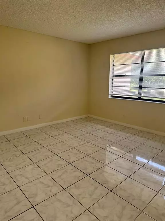 Coral Springs, FL 33065,3512 NW 114th Ln #10