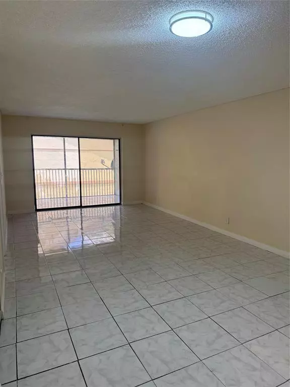 Coral Springs, FL 33065,3512 NW 114th Ln #10