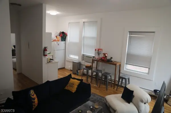 Montclair Twp., NJ 07042,41 Glenridge Ave #2L