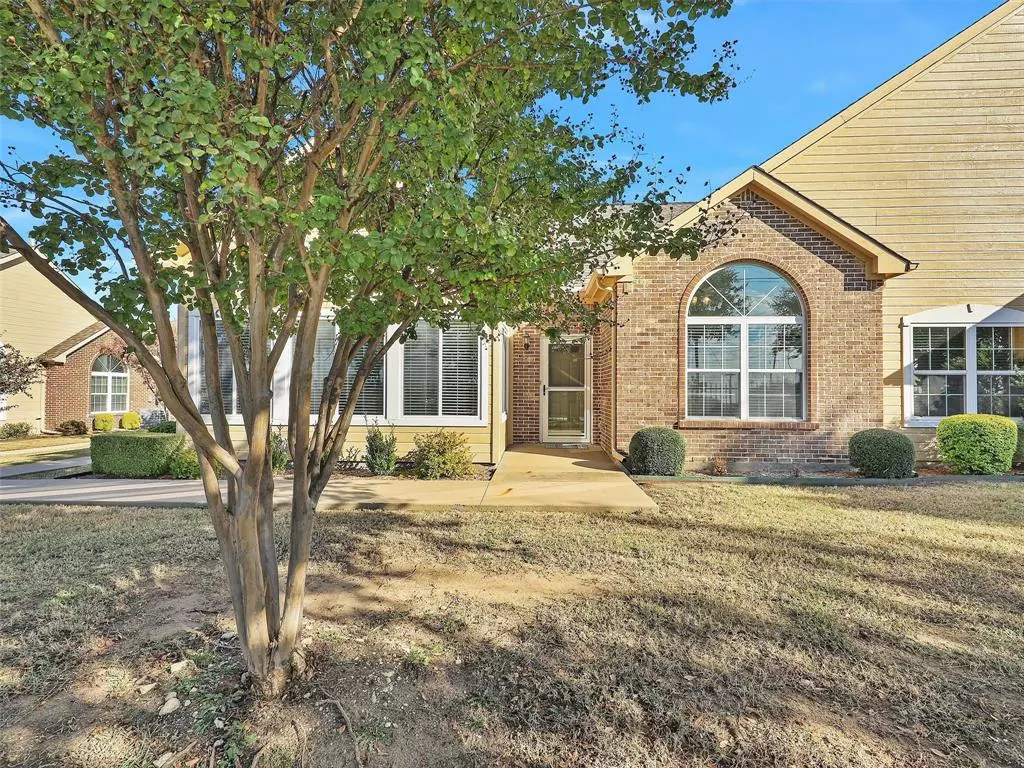 Plano, TX 75093,2601 Marsh Lane #124