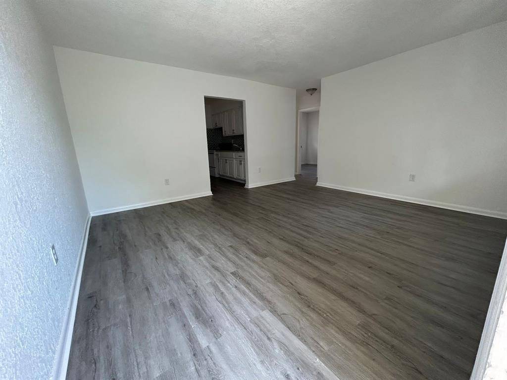 Miami, FL 33150,6762 NW 6th Ct