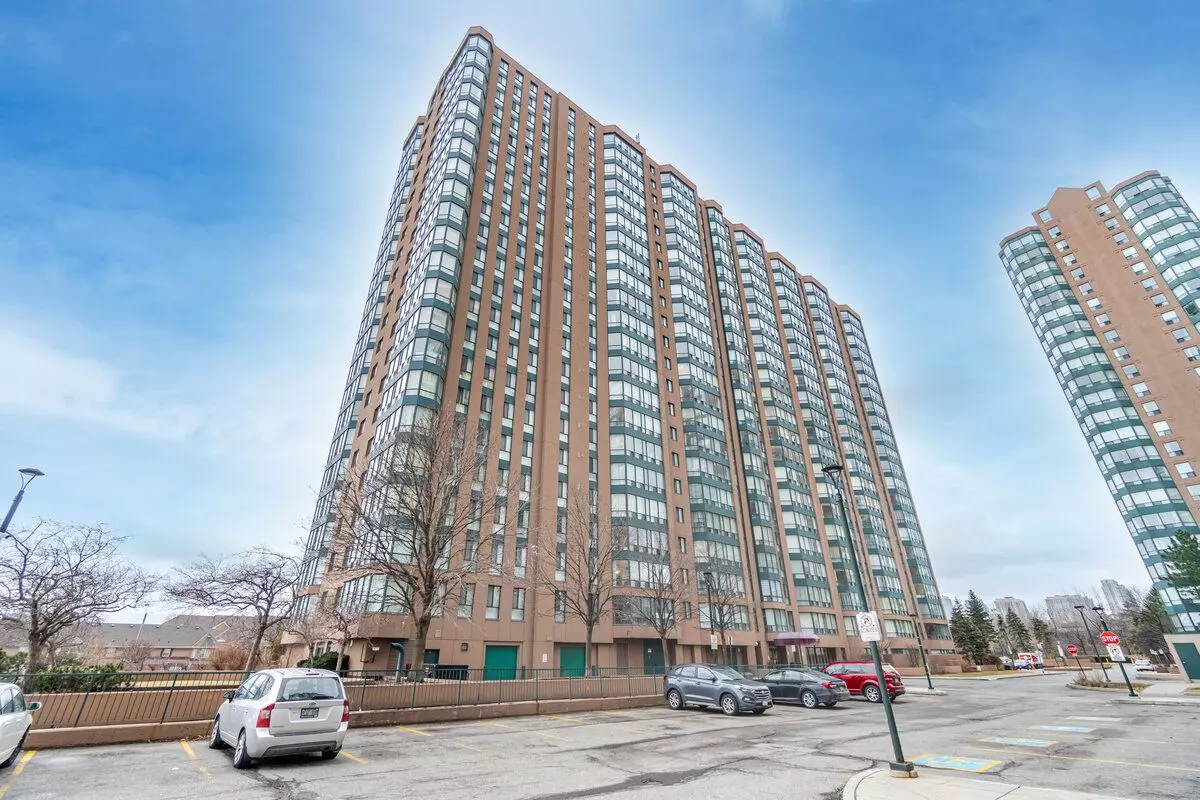 Mississauga, ON L5B 3Z2,155 Hillcrest AVE #1916