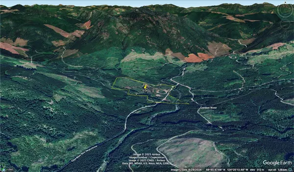 Honeymoon Bay, BC V0R 2G0,23101 Gordon River Rd