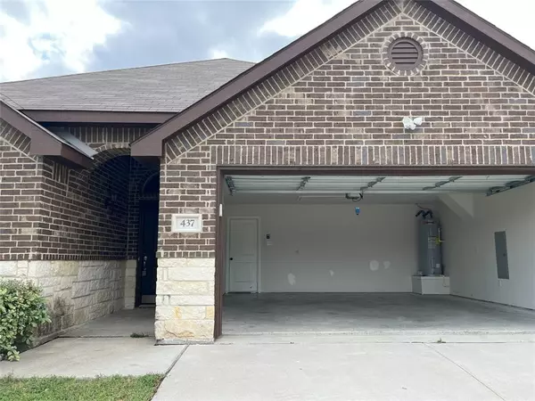 Wilmer, TX 75172,437 Merry Mill Road