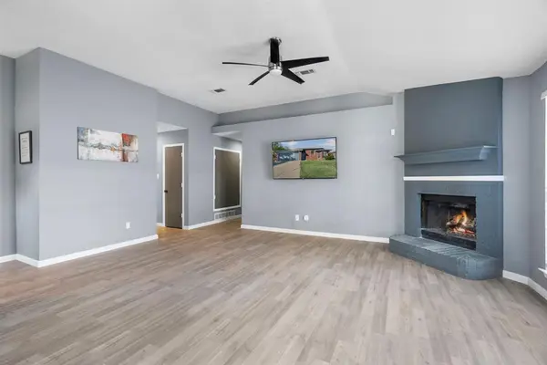 Arlington, TX 76001,807 Havenbrook Drive