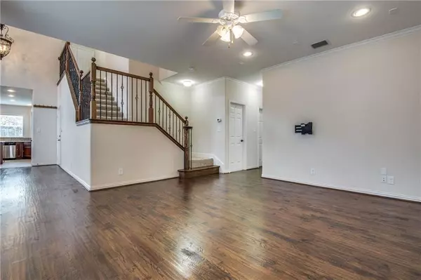 Dallas, TX 75252,6406 Capulet Place