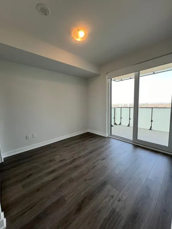 Mississauga, ON L5B 3M8,4130 Parkside Village DR #2302