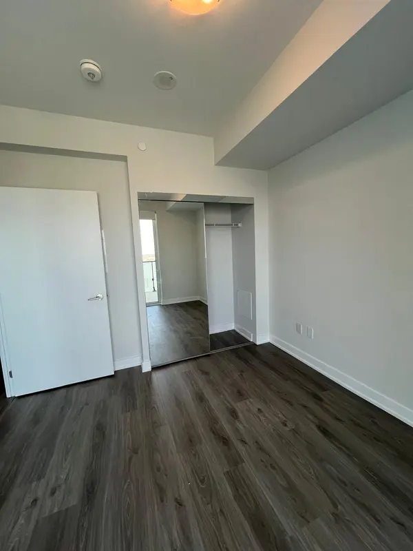 Mississauga, ON L5B 3M8,4130 Parkside Village DR #2302