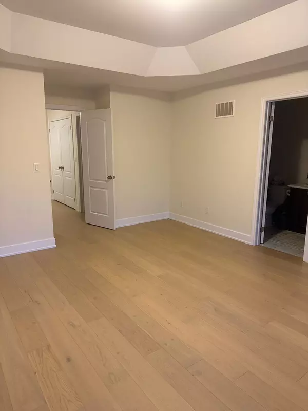 Milton, ON L9T 8T9,1443 Bews LNDG