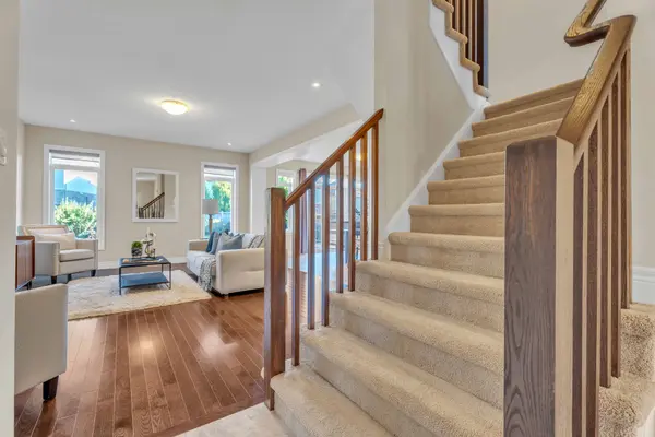 London North, ON N6G 0P4,2400 Callingham DR