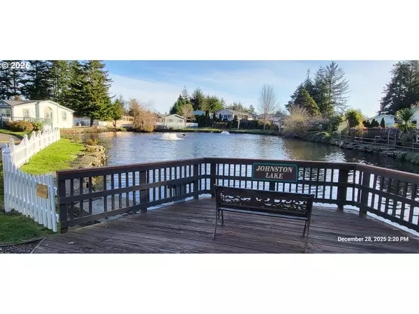 Coos Bay, OR 97420,1765 SHOREPINES DR