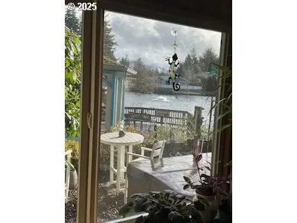 Coos Bay, OR 97420,1765 SHOREPINES DR