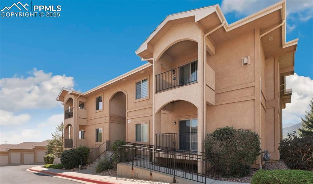 1635 Little Bear Creek PT #5, Colorado Springs, CO 80904