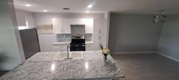 Delray Beach, FL 33484,14588 Canalview Dr #C