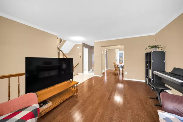 Hunt Club - South Keys And Area, ON K1T 3E4,4 Huntersfield DR