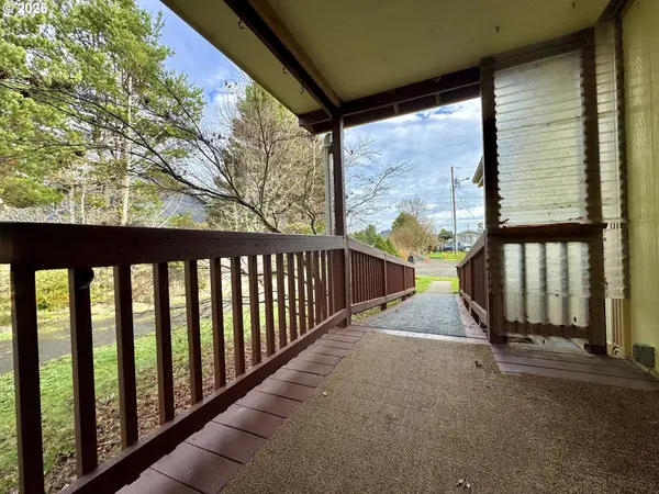 Lakeside, OR 97449,185 N 3rd ST