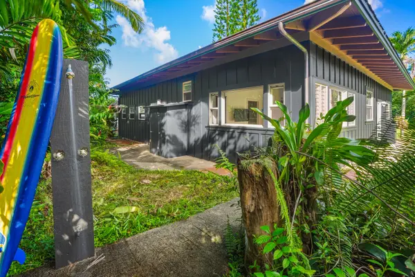 4631 KAHILIHOLO RD, Kilauea, HI 96754